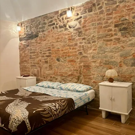 Apartamento La Taverna Del Ricetto *